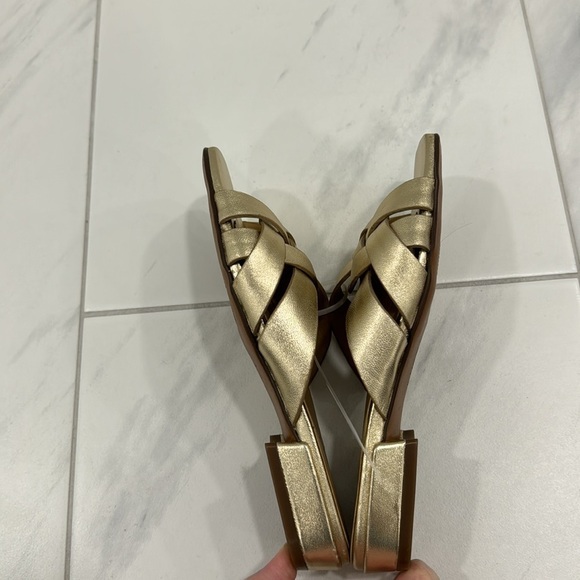 NEW! Naturalizer Dark Gold Ashford Open Toe Flat Sandals - Size 5.5 - Picture 12 of 15